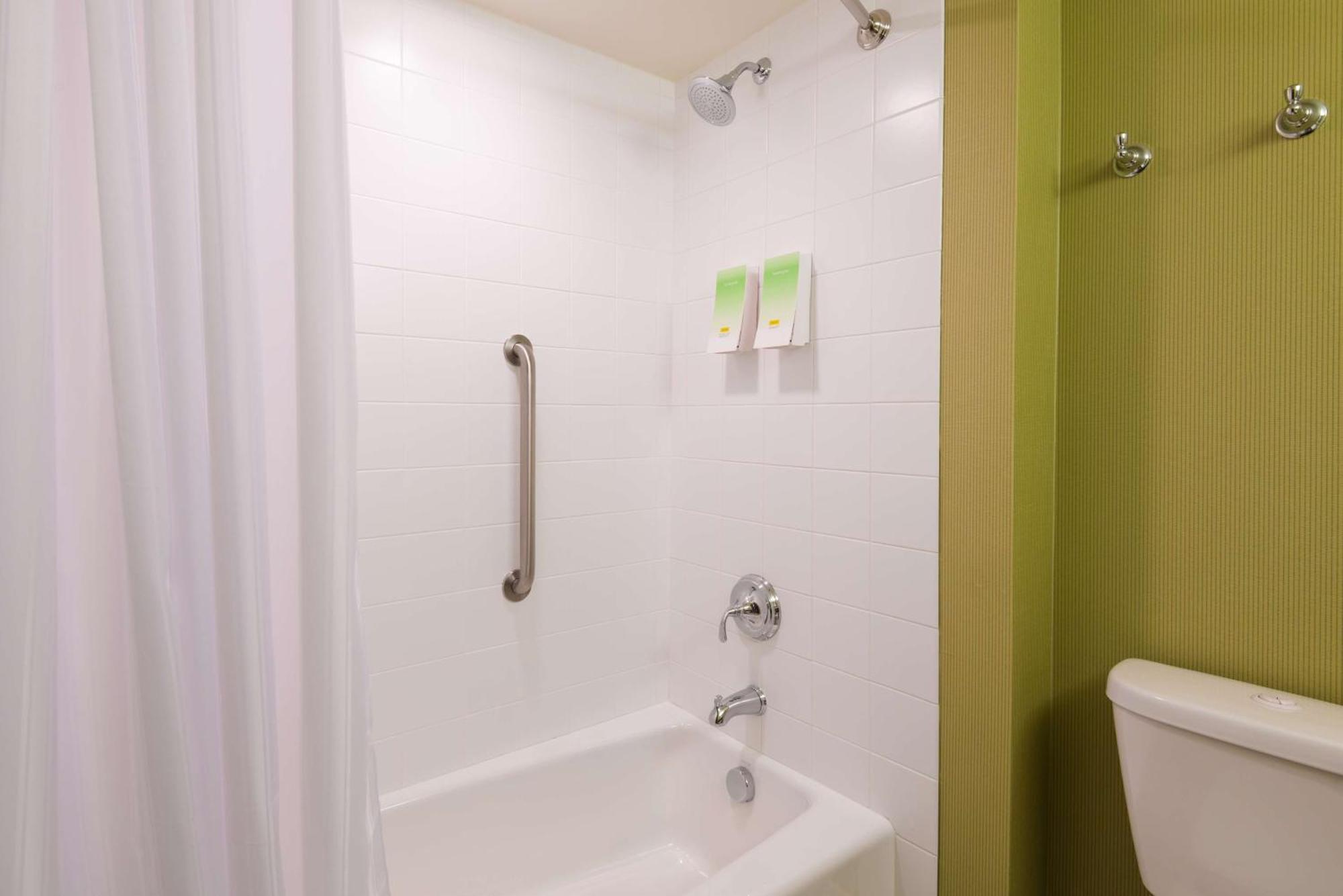 Home2 Suites By Hilton Buffalo Airport/ Galleria Mall Cheektowaga Bagian luar foto