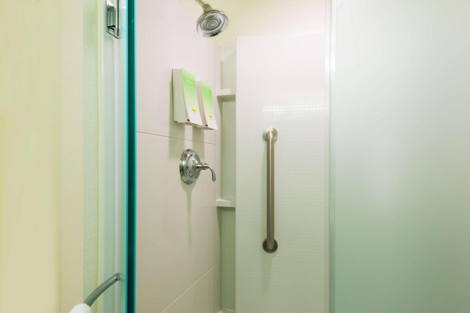 Home2 Suites By Hilton Buffalo Airport/ Galleria Mall Cheektowaga Bagian luar foto