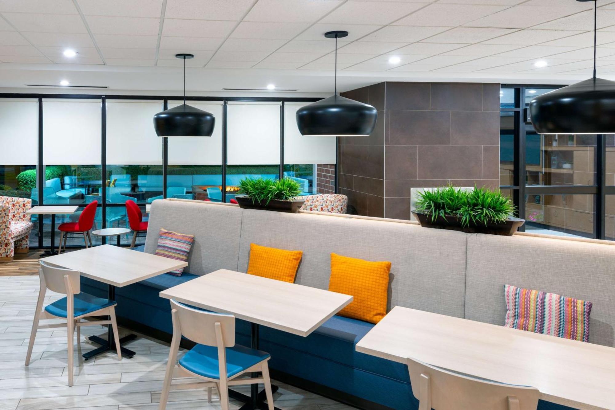 Home2 Suites By Hilton Buffalo Airport/ Galleria Mall Cheektowaga Bagian luar foto